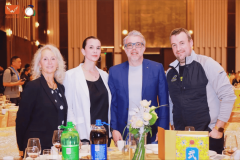 <b>为参供给更多进修取合做机遇</b>